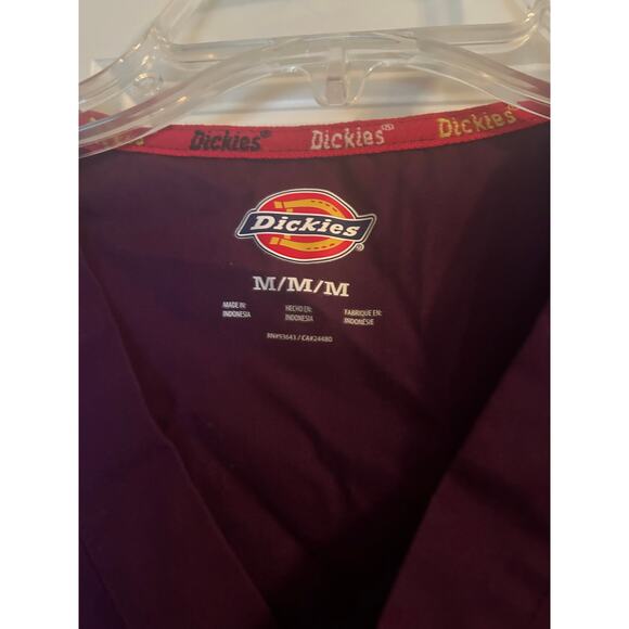 GUC Lot of 2 Dickies/Cherokee Luxe Women's Scrub Tops Black/Maroon Size Medium - Picture 3 of 7
